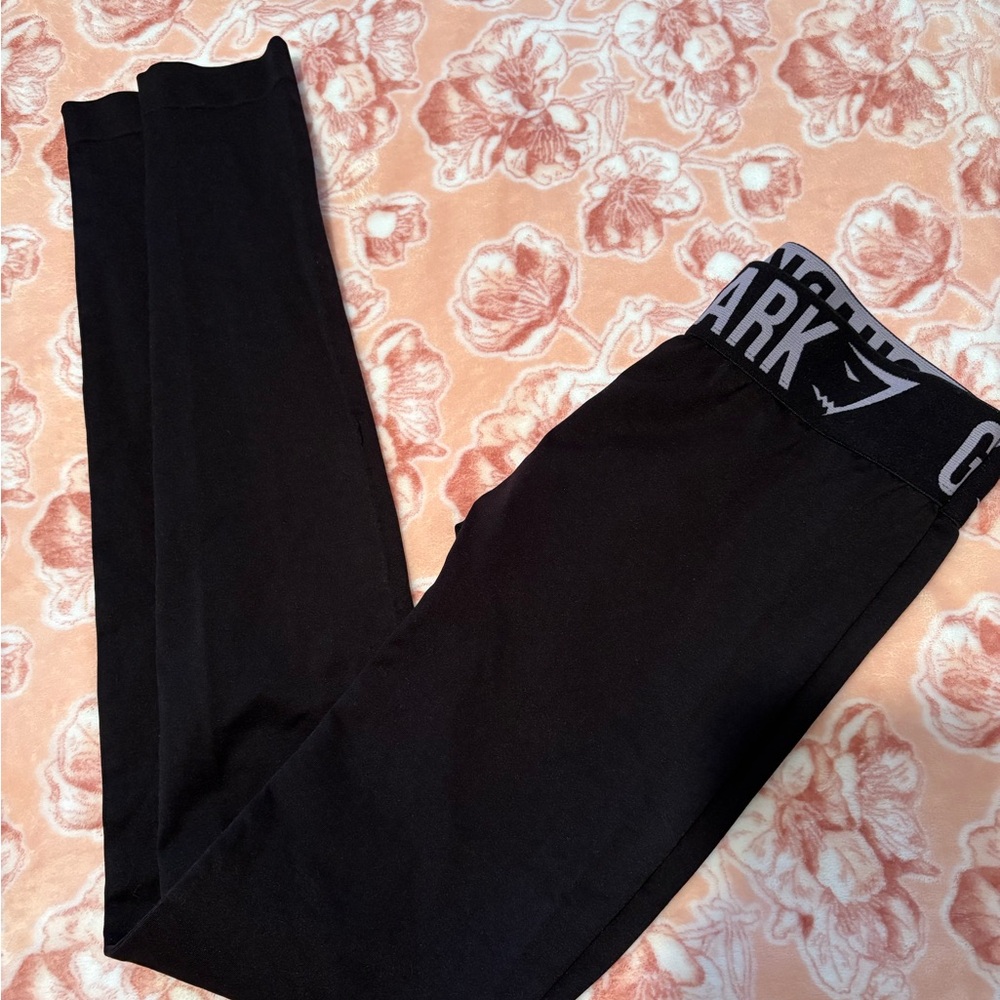Gymshark Black Leggings with Stretchy Fit and Wide Waistband